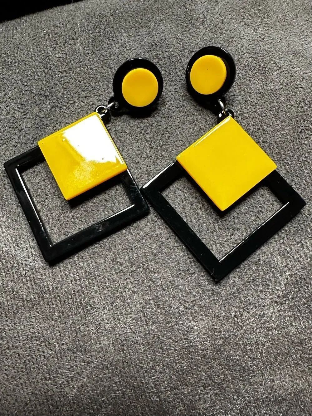 Fashion Jewelry Yellow and Black Geometric Drop Earrings